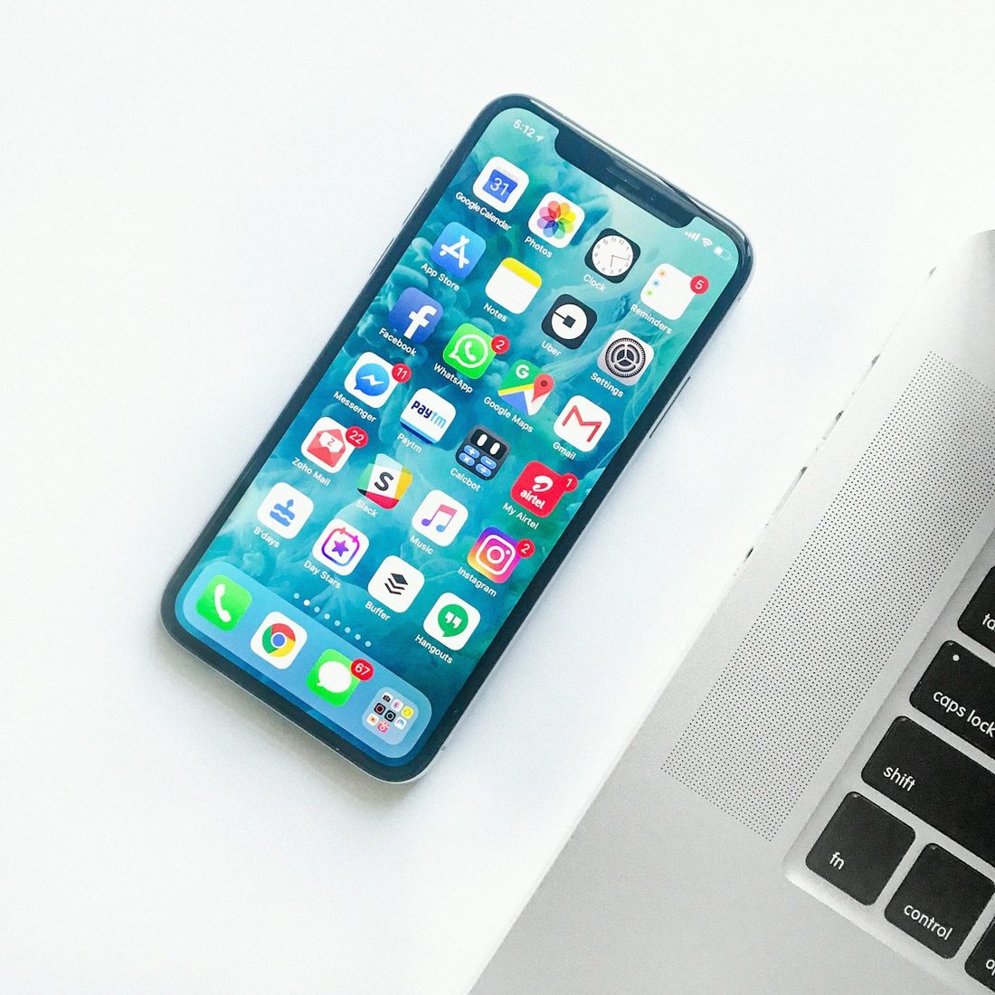 星空娱乐 APP 赛程与赛事列表界面示意